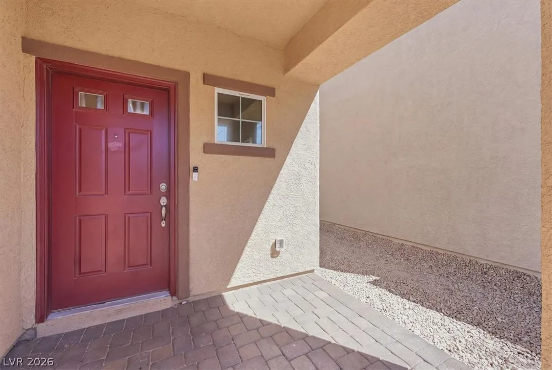 8928 Seal Cove Street — photo 2