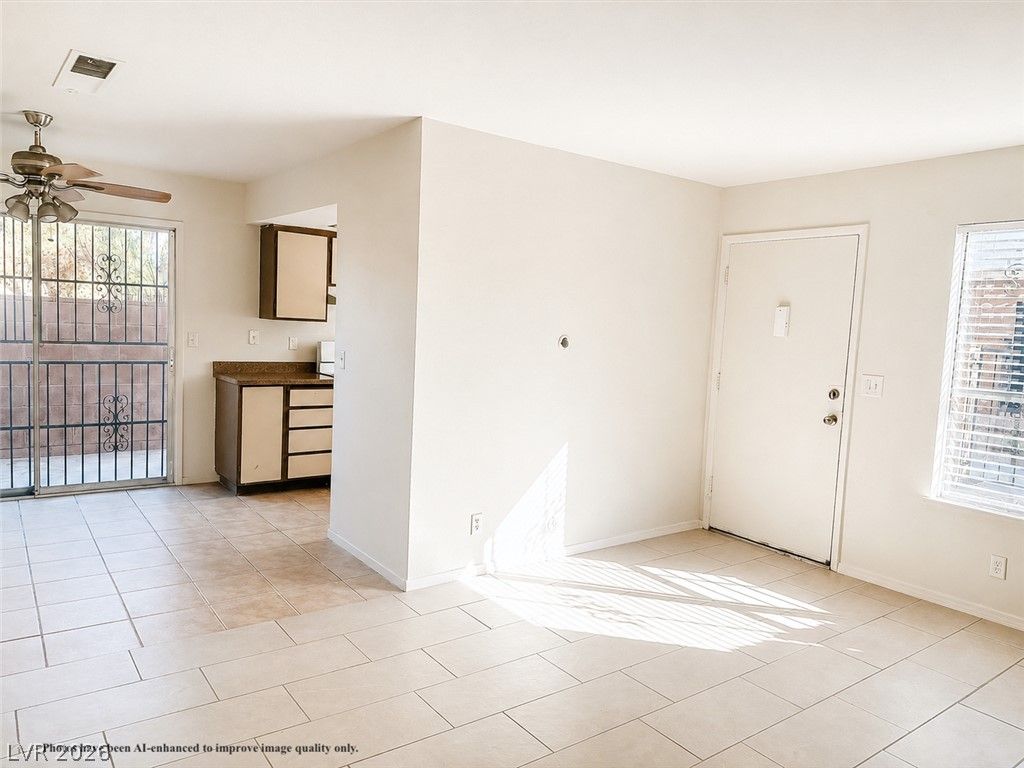 4338 North Caliente Street 15 — photo 5 of 20