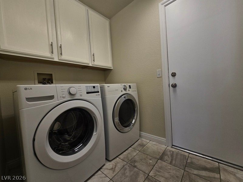 7217 SUN COVE Circle 0 — photo 4 of 8