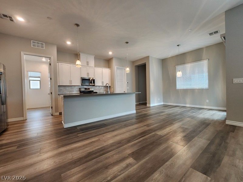 254 Tallis Hills Avenue — photo 5 of 28