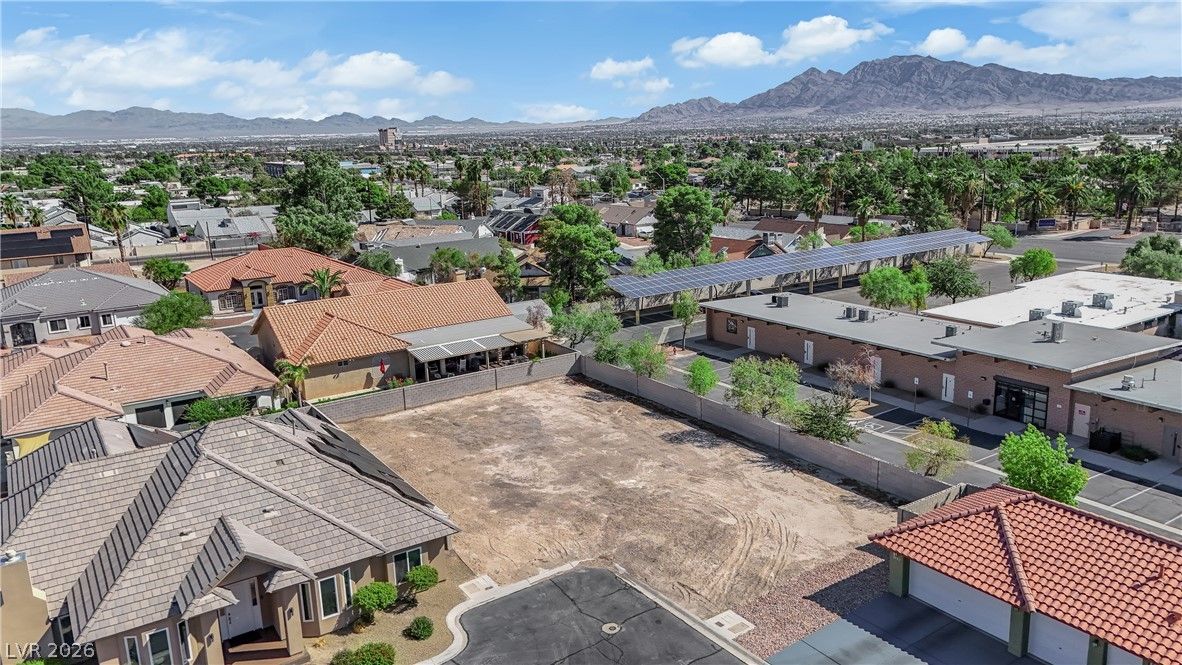 3742 Canary Palm Court — photo 3 of 16