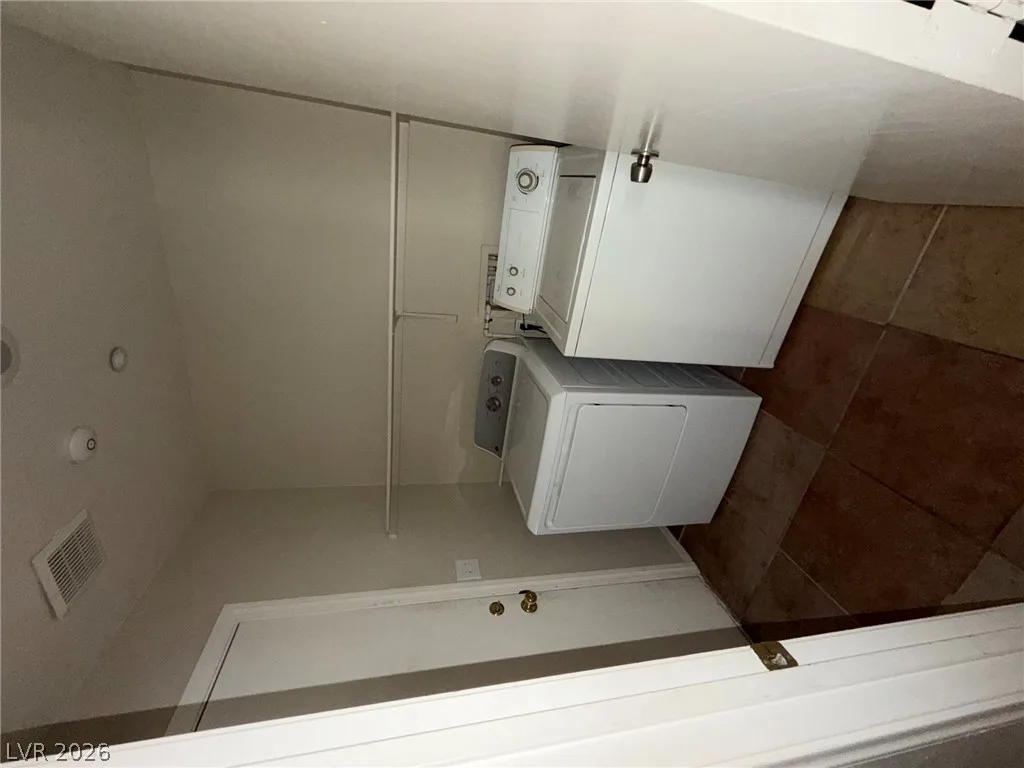 487 PEARBERRY Avenue 0 — photo 5