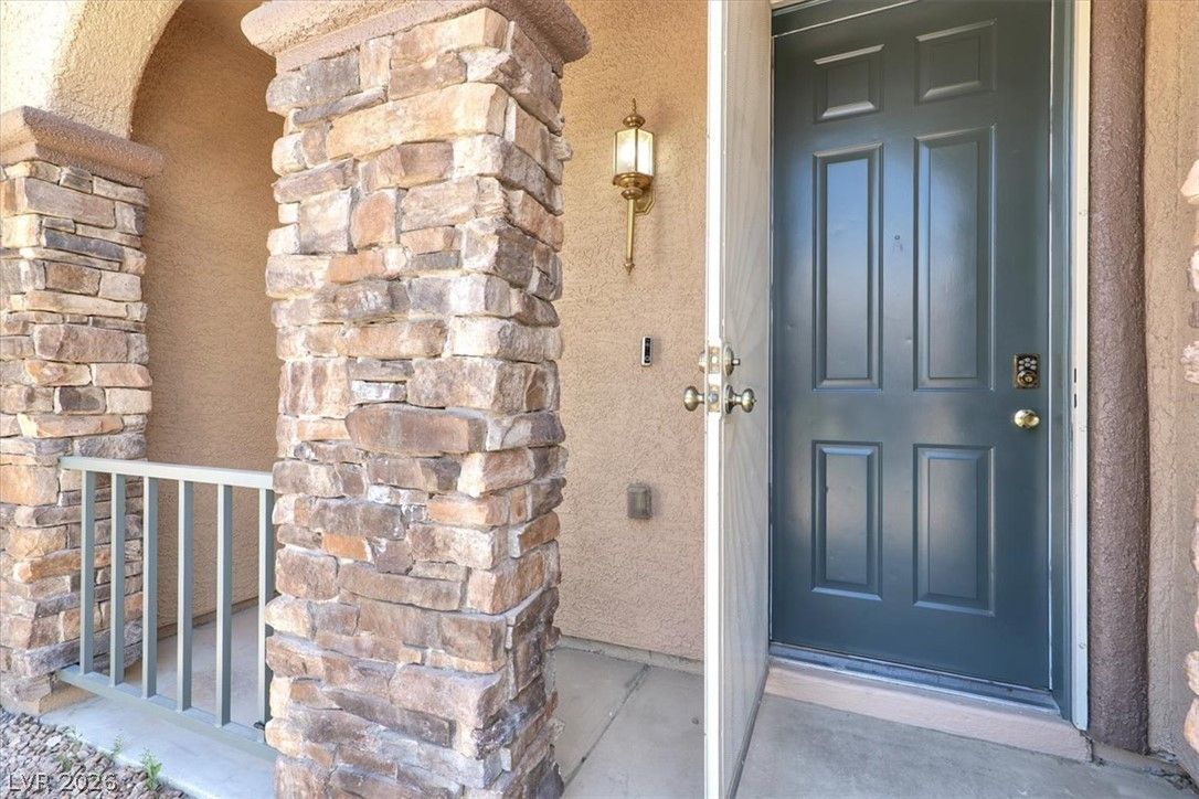 3040 Carbondale Street — photo 2