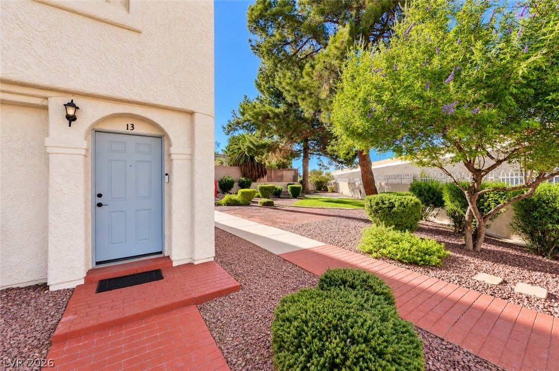 5383 Mountain Vista Street 13 — photo 4