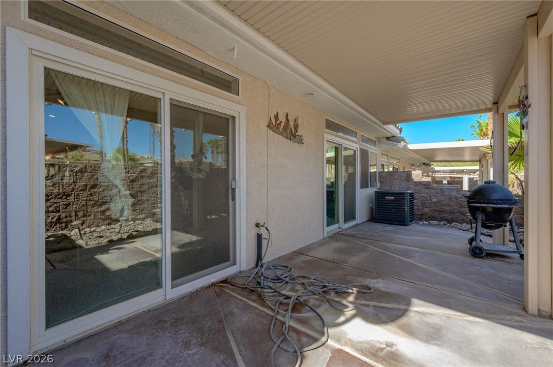 2230 Canyon Song Avenue — photo 4