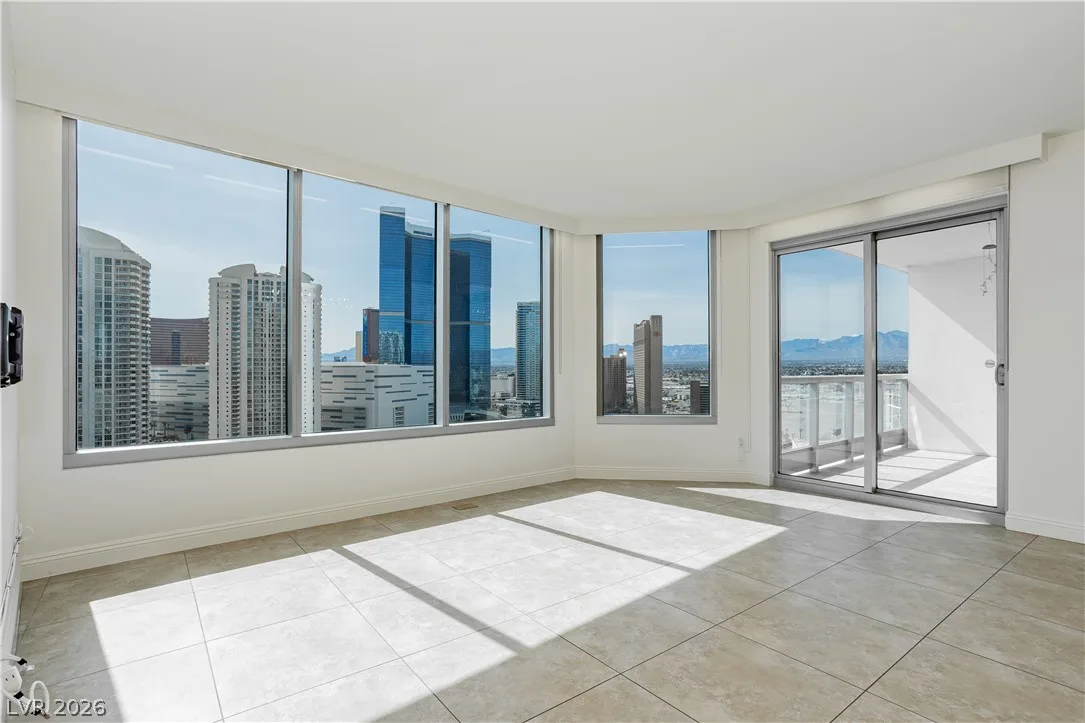 222 Karen Avenue 2301 — photo 4