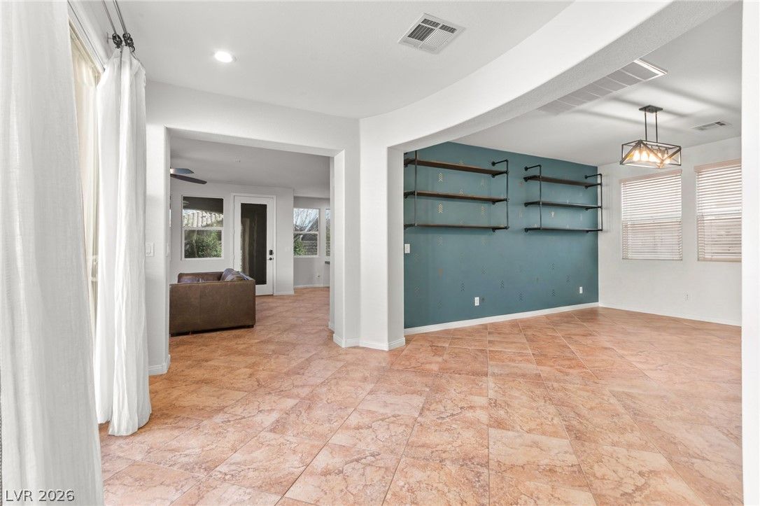 600 Bachelor Button Street — photo 3