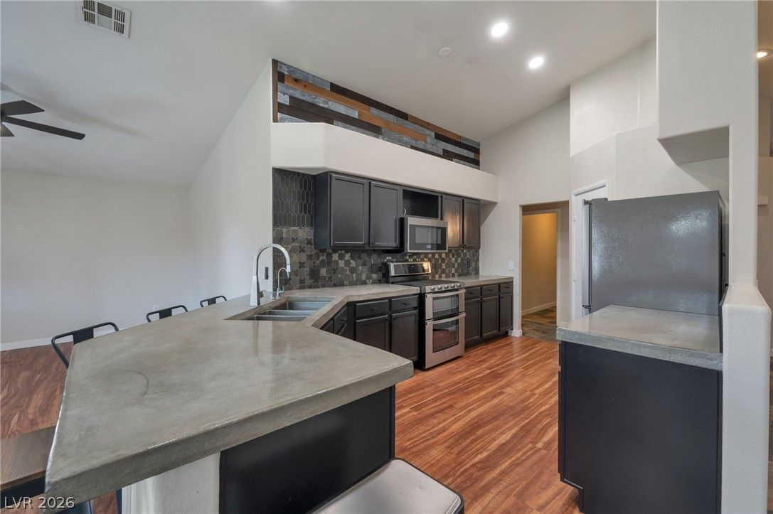 5325 Bright Sky Court — photo 4