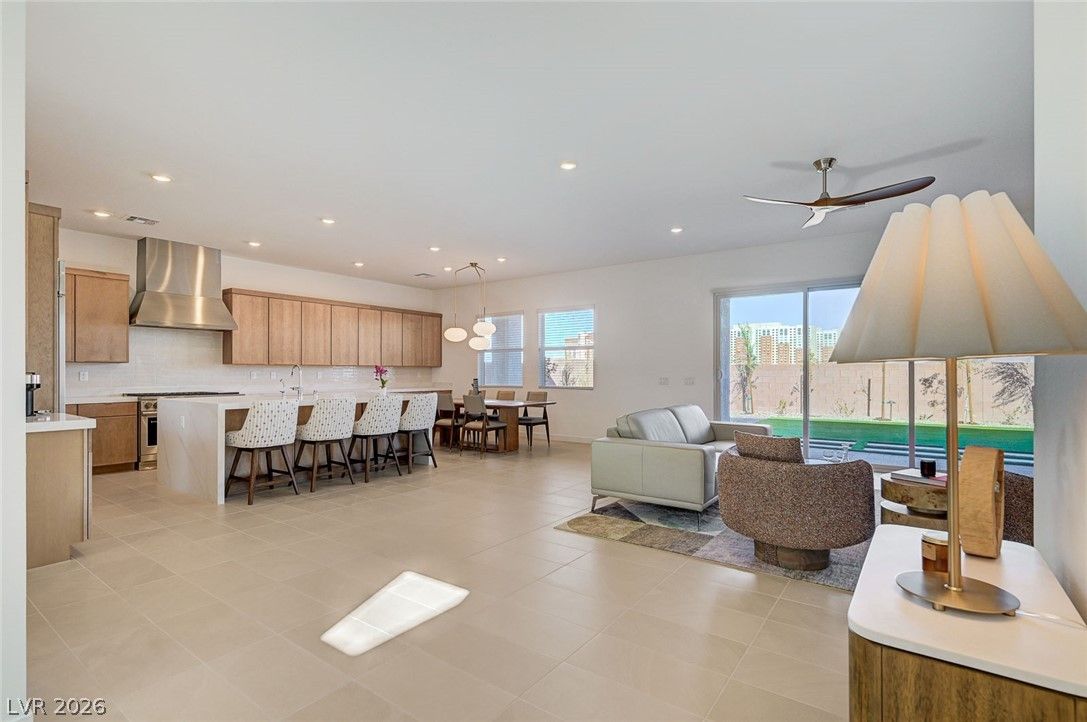 10022 Decano Ridge Street — photo 4