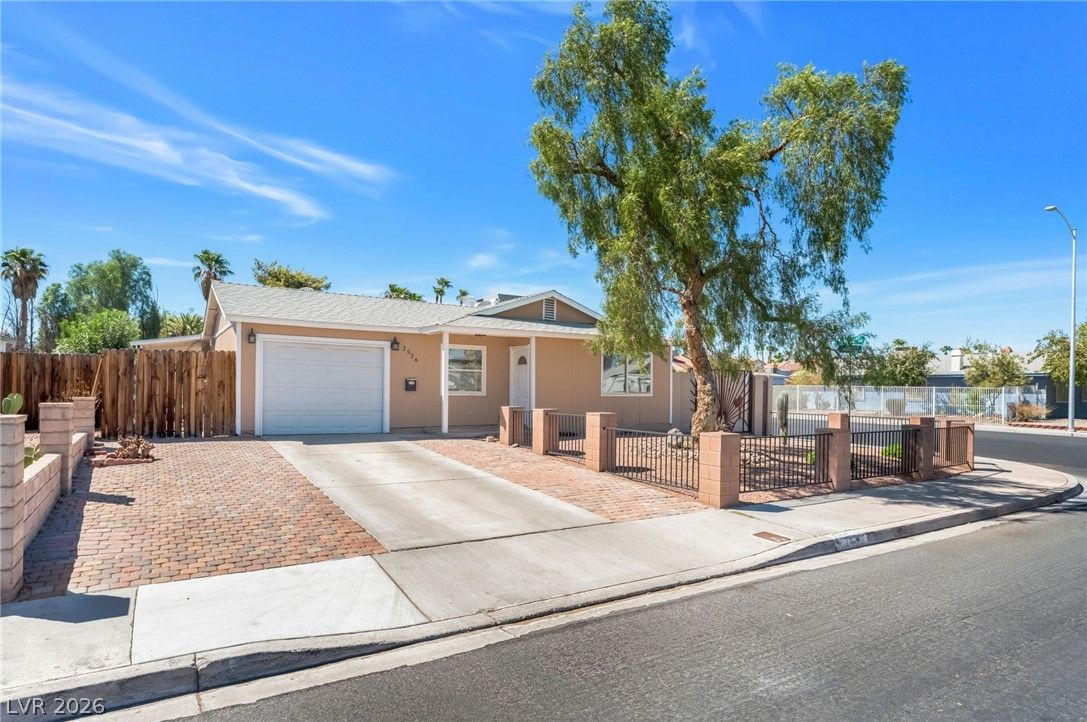 2524 Valparaiso Street — photo 4 of 41