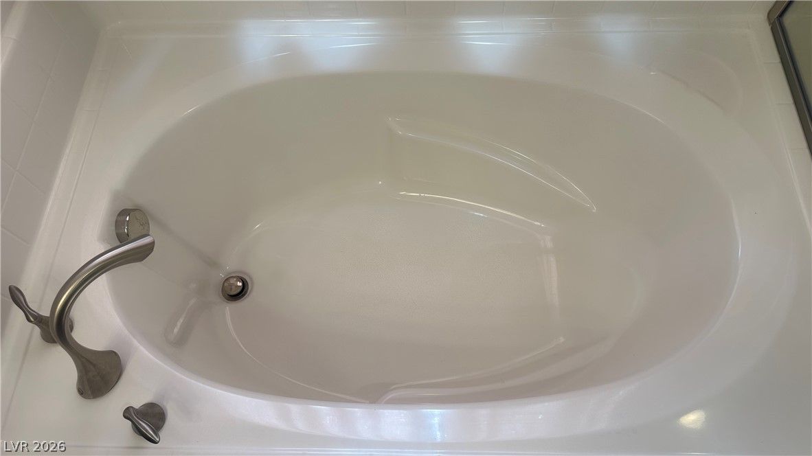 Photo 37