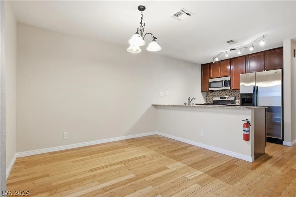 5656 Sea Breeze Avenue — photo 5