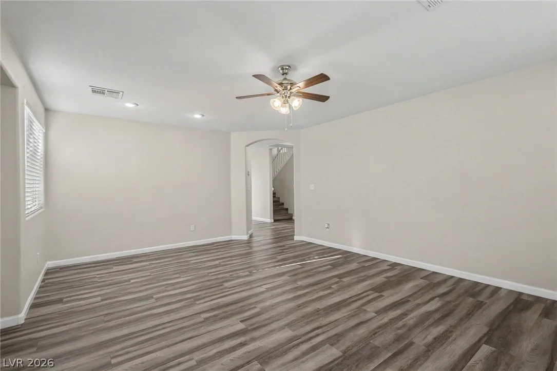 958 Medina De Leon Avenue — photo 3