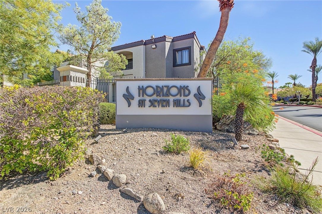 950 Seven Hills Drive 723 — photo 2