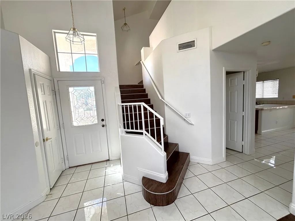 8682 Keewatin Court — photo 4