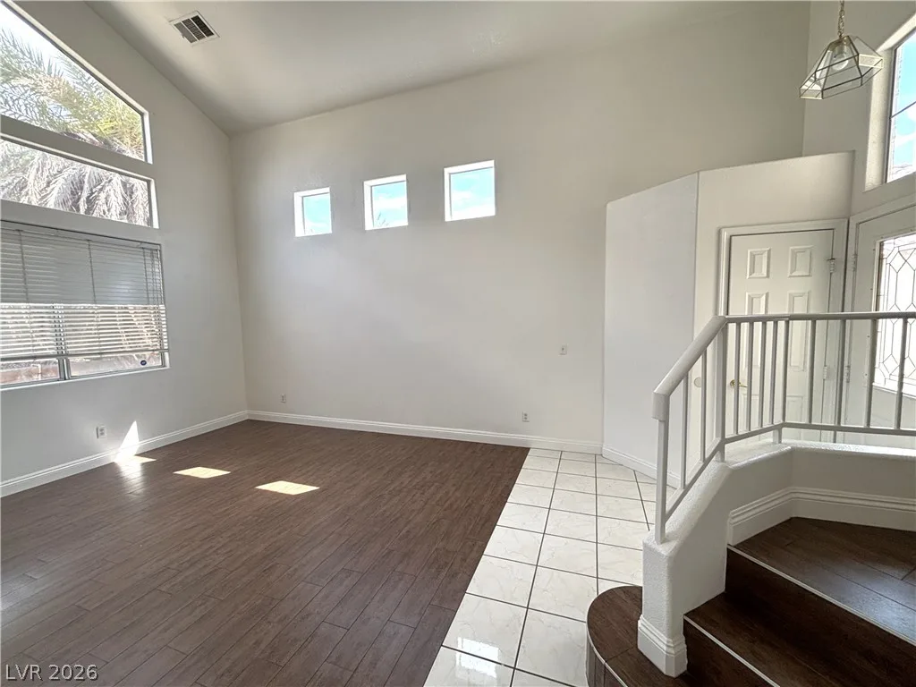 8682 Keewatin Court — photo 5