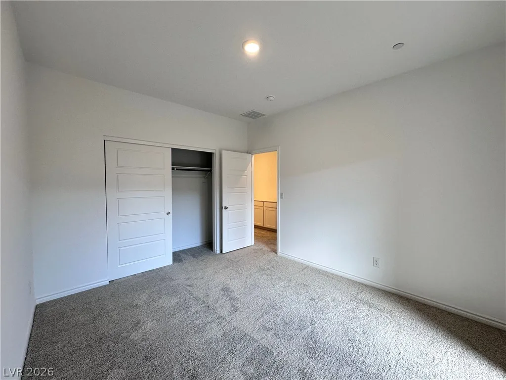 329 Laurel Peak Drive — photo 3