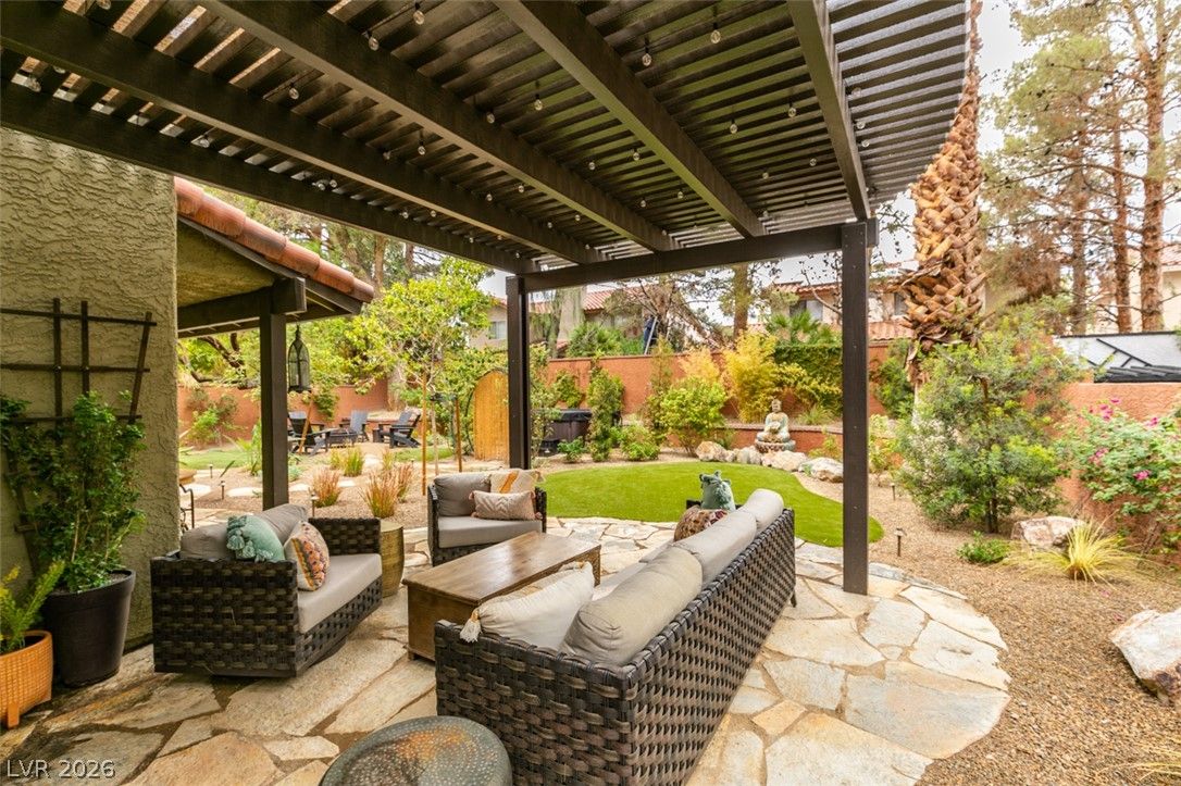 1919 Magnolia Drive — photo 3 of 51
