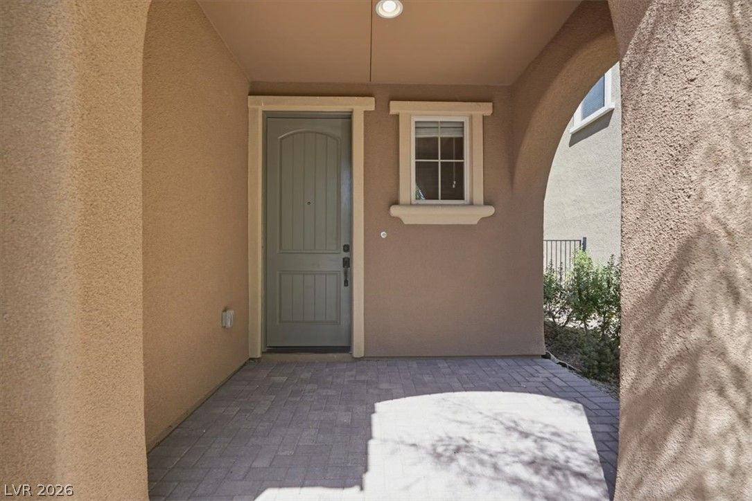 31 Berneri Drive — photo 3