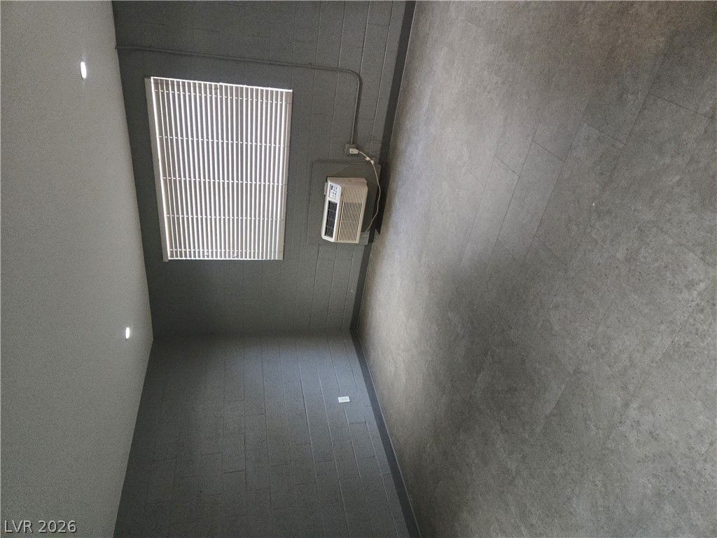 223 North 9th Street 104 — photo 3 of 7