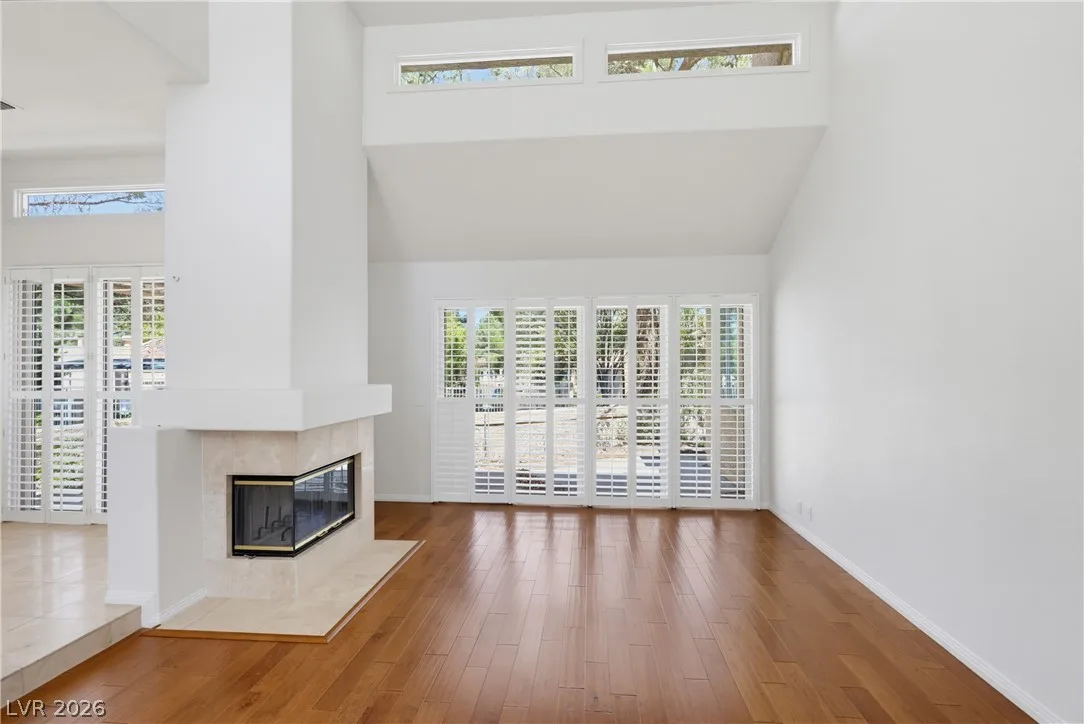 8166 Round Hills Circle — photo 3