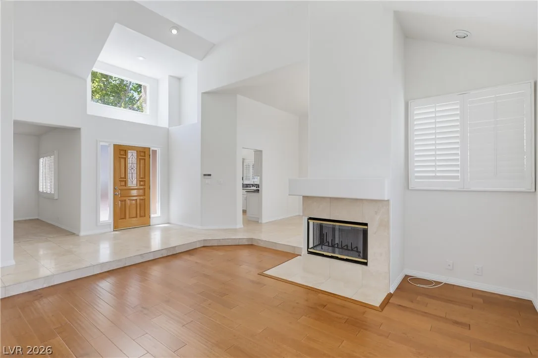 8166 Round Hills Circle — photo 5