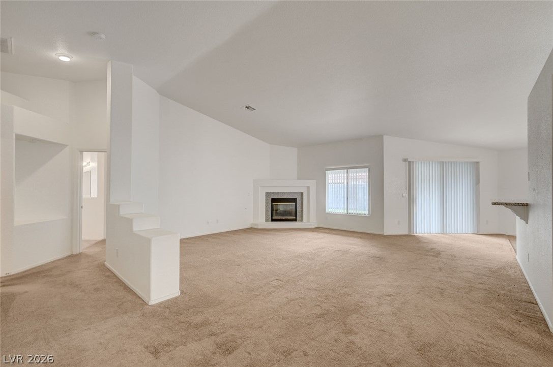 3056 Emerald Wind Street — photo 4