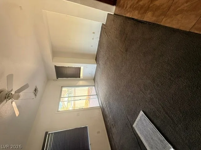4440 Laguna Garden Avenue — photo 3