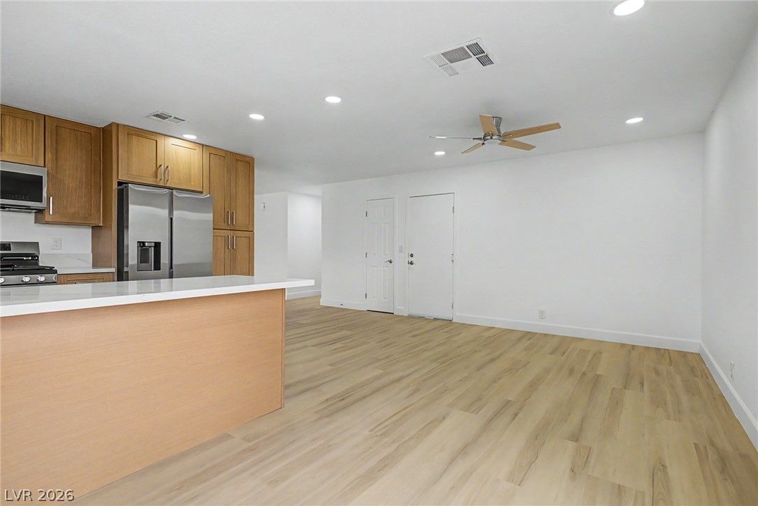 6258 Bayview Circle — photo 5