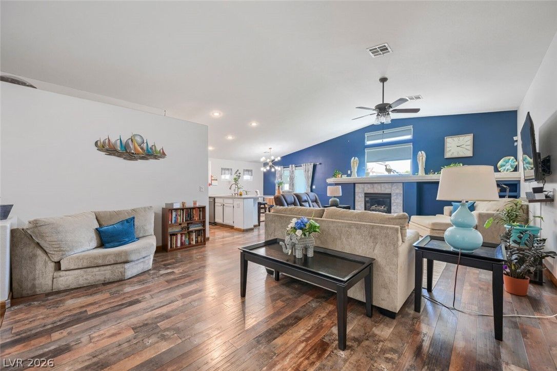 317 Maritocca Avenue — photo 5 of 28