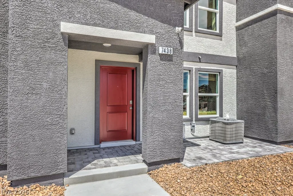 7417 Kyle Cove Drive — photo 3