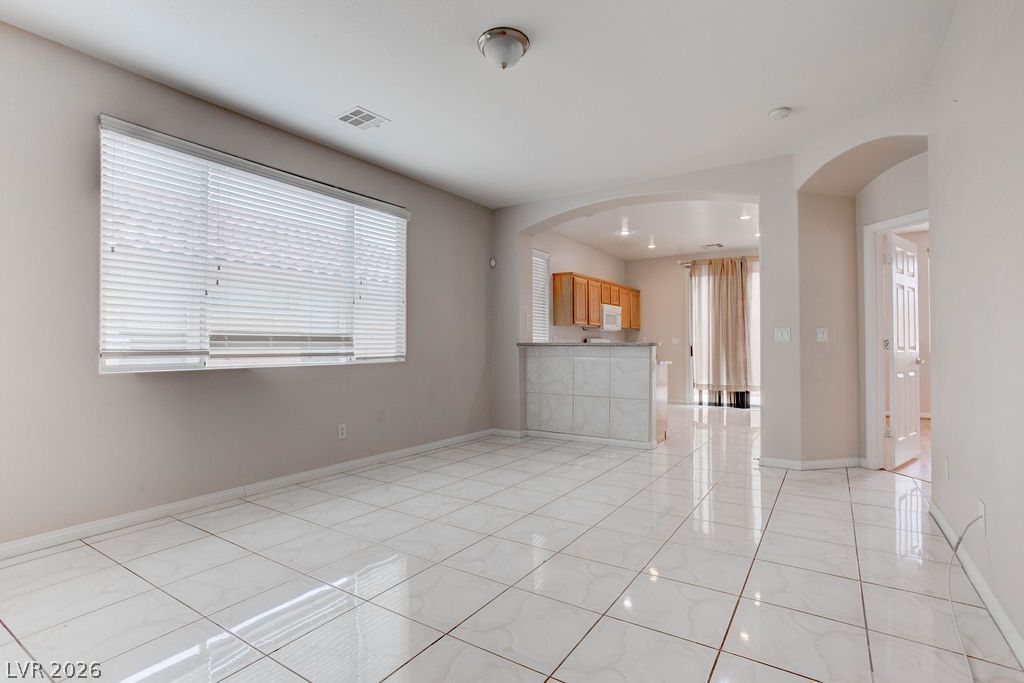 8473 Barossa Court — photo 3