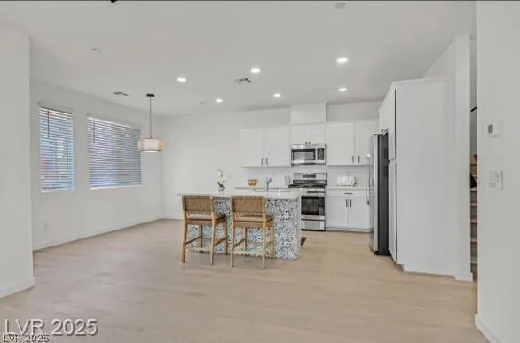 33 Newport Edge Place — photo 2