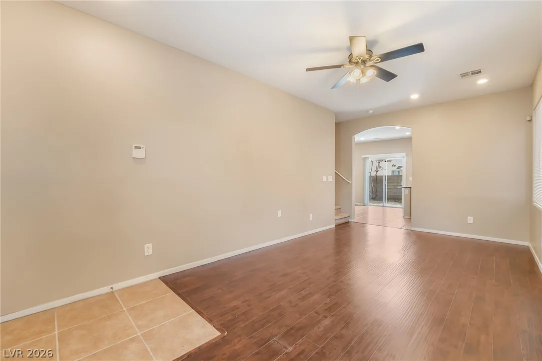 896 SHEERWATER Avenue — photo 5