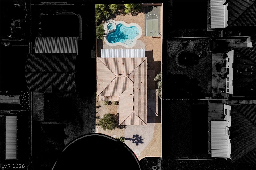 305 Petrus Court — photo 4