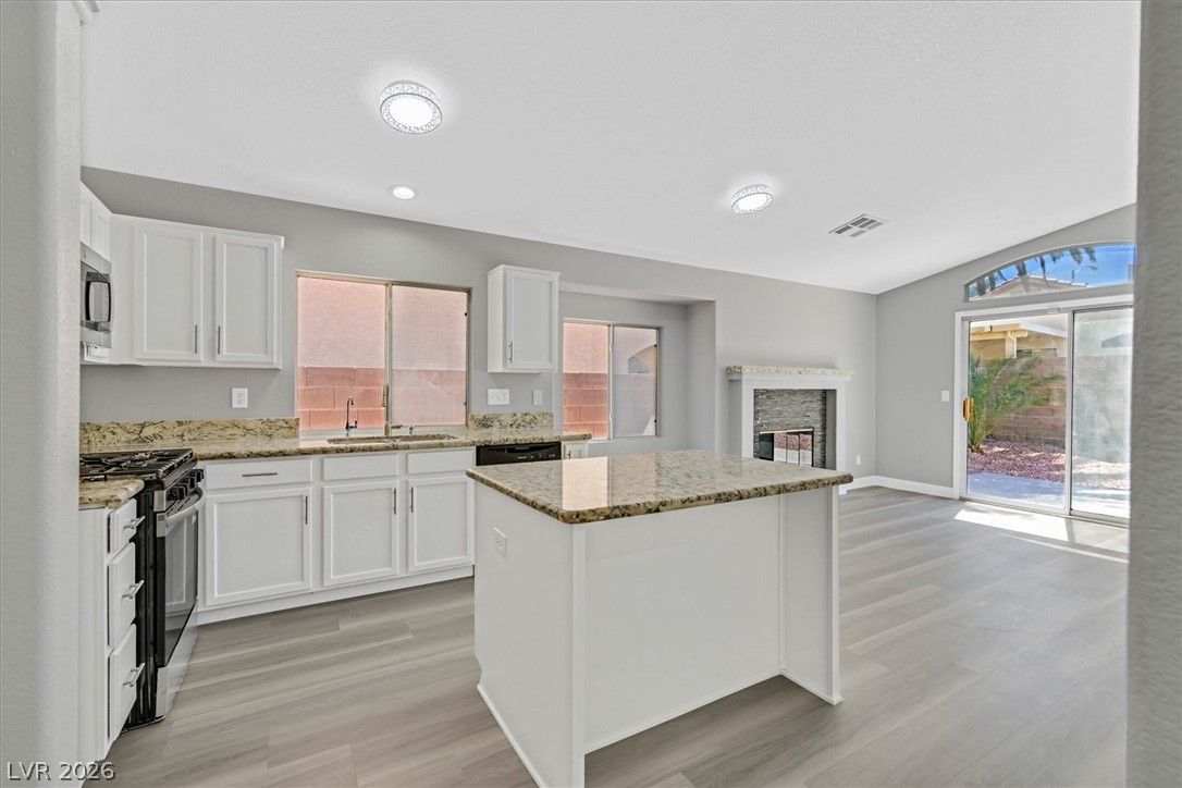 7019 Wine River Drive — photo 4