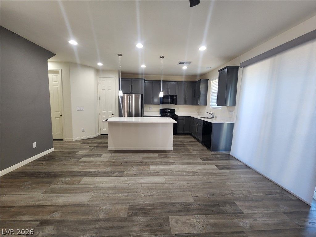 10486 Mount Charleston Avenue — photo 3 of 30