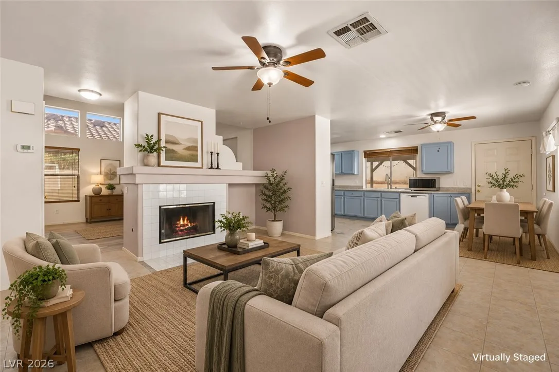 1717 Klamath Falls Way — photo 4