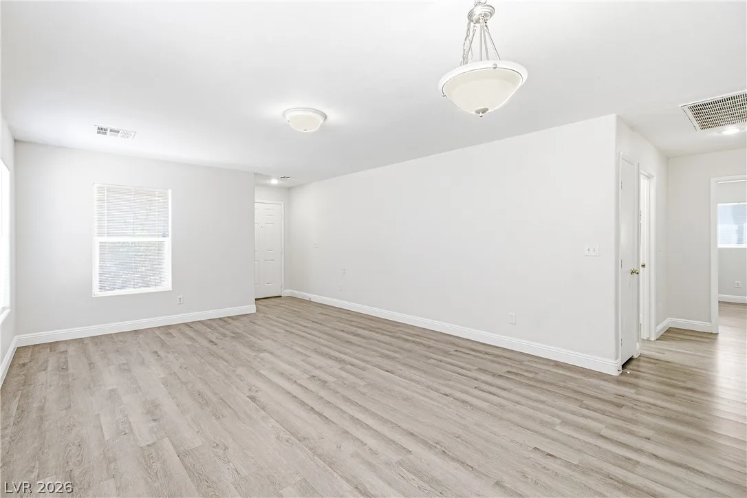 183 White Butte Street — photo 4