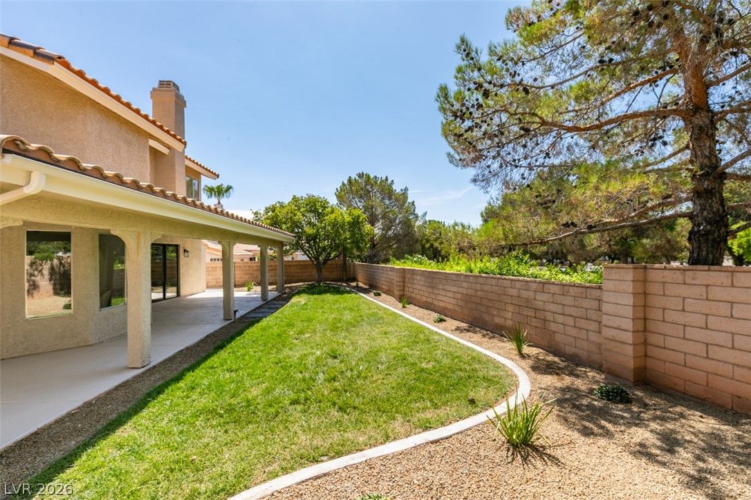 2729 Fire Water Court — photo 4