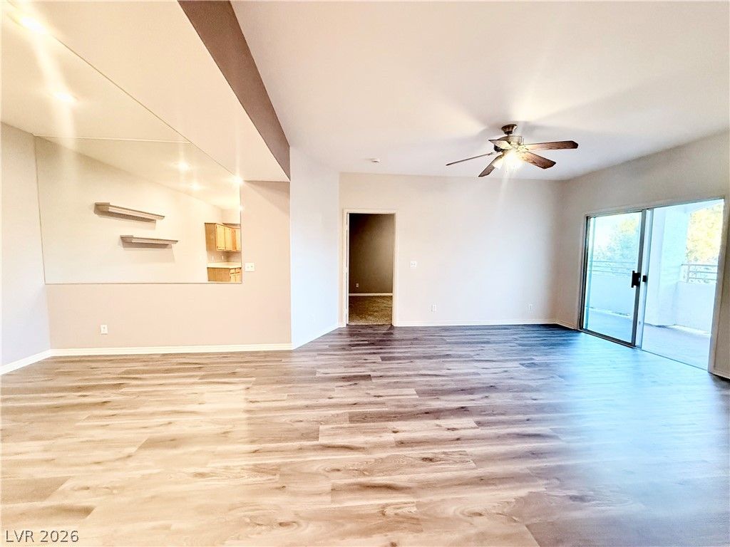 5655 East Sahara Avenue 2060 — photo 5 of 12