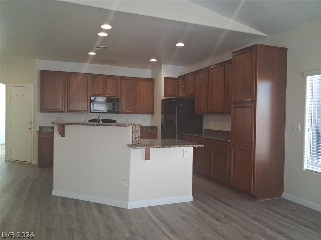 6072 Lamotte Avenue — photo 3