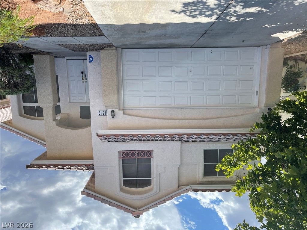 1517 Cross Country Street — photo 2 of 25