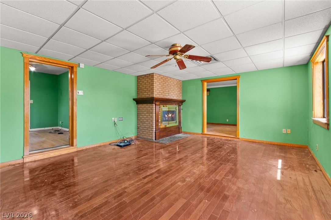 5722 Evergreen Avenue — photo 2