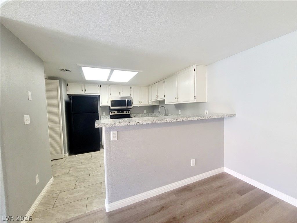 3450 Erva Street 104 — photo 4