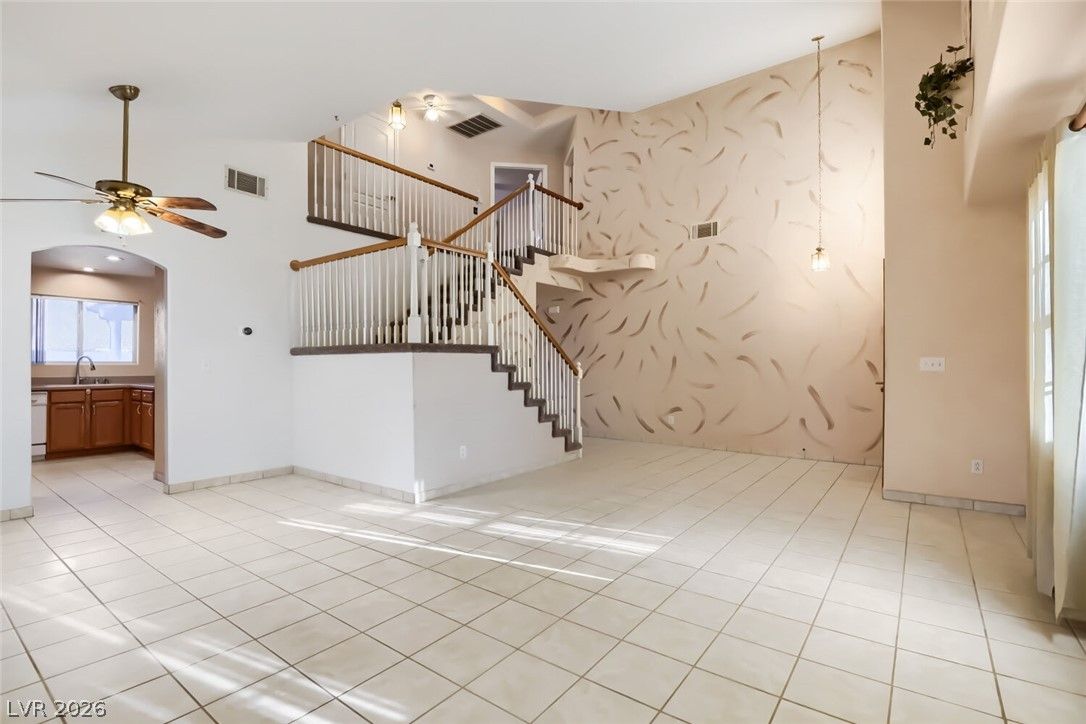 5242 Willowdale Court — photo 5 of 27