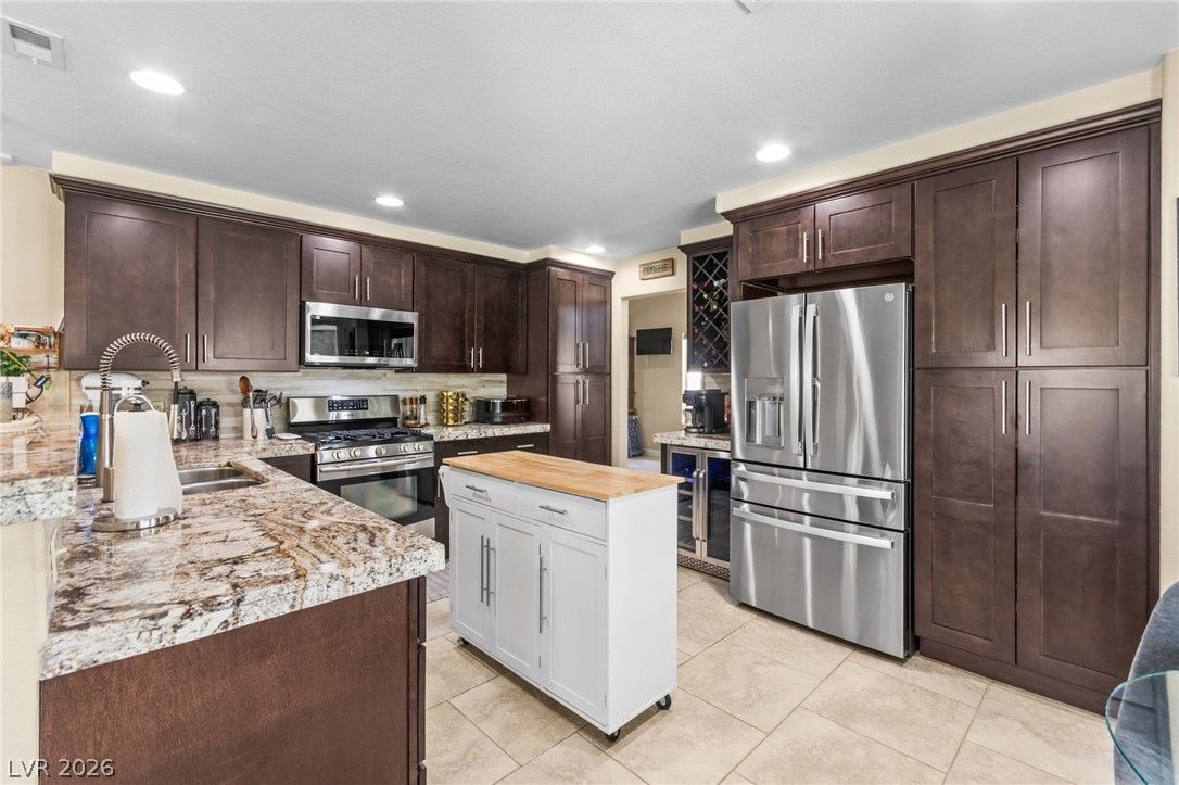 280 Willow Grove Circle — photo 4