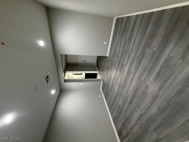 5027 Sun Valley Drive — photo 5 of 8