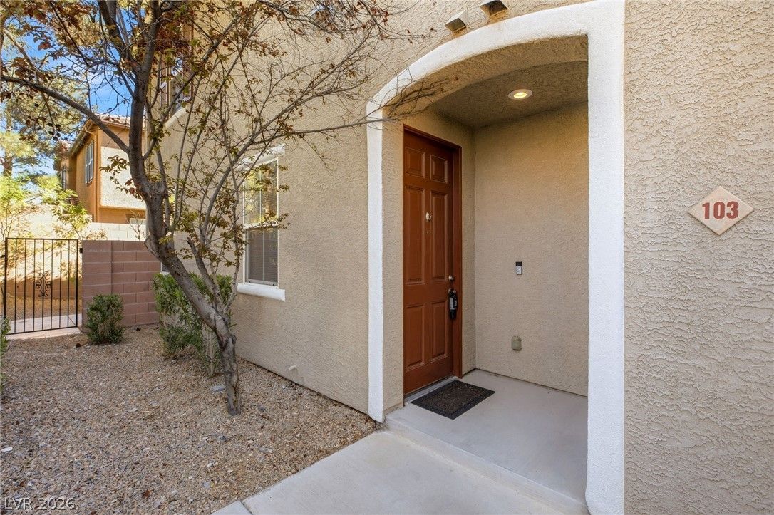 9116 Dancing Snow Court 103 — photo 4 of 35