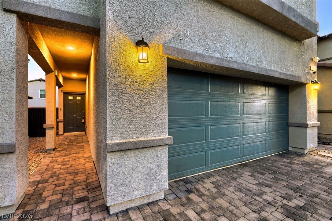 3763 Lambent Avenue — photo 3 of 31